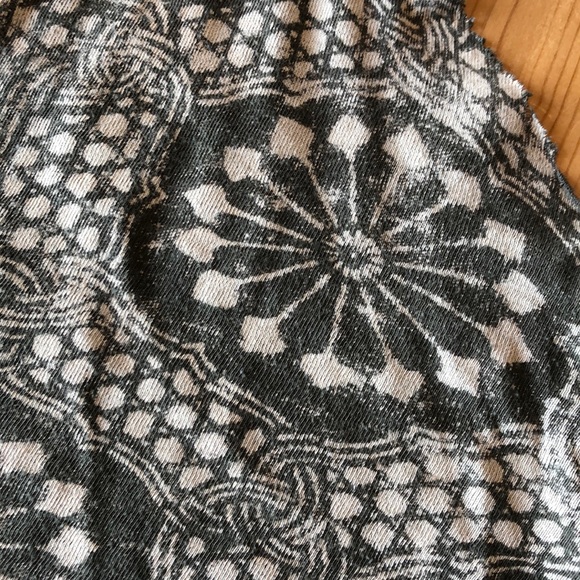 Pretty Little Liars Tank - Picture 2 of 3